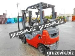Вилочный погрузчик TOYOTA 1.5 2016 года б/у