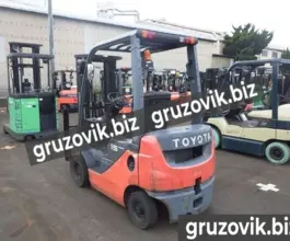 Вилочный погрузчик Toyota 1.5 2015 года б/у