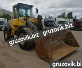 Фронтальный погрузчик Volvo L90E 2004 года б/у фото 3