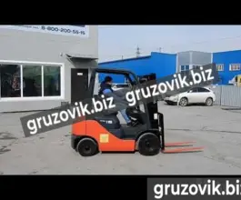 Вилочный погрузчик TOYOTA 1,5 2007 года б/у