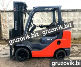 Фронтальный погрузчик Toyota 8FG32 2008 года б/у фото 3