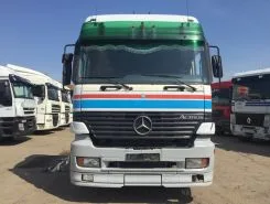 Тягач Седельный тягач Mercedes-Benz Actros 2003 года б/у