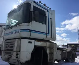 Тягач Седельный тягач Renault Magnum 2002 года б/у фото 3