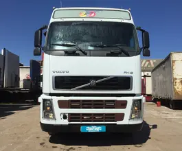 Тягач Седельный тягач Volvo FH 2004 года б/у фото 2